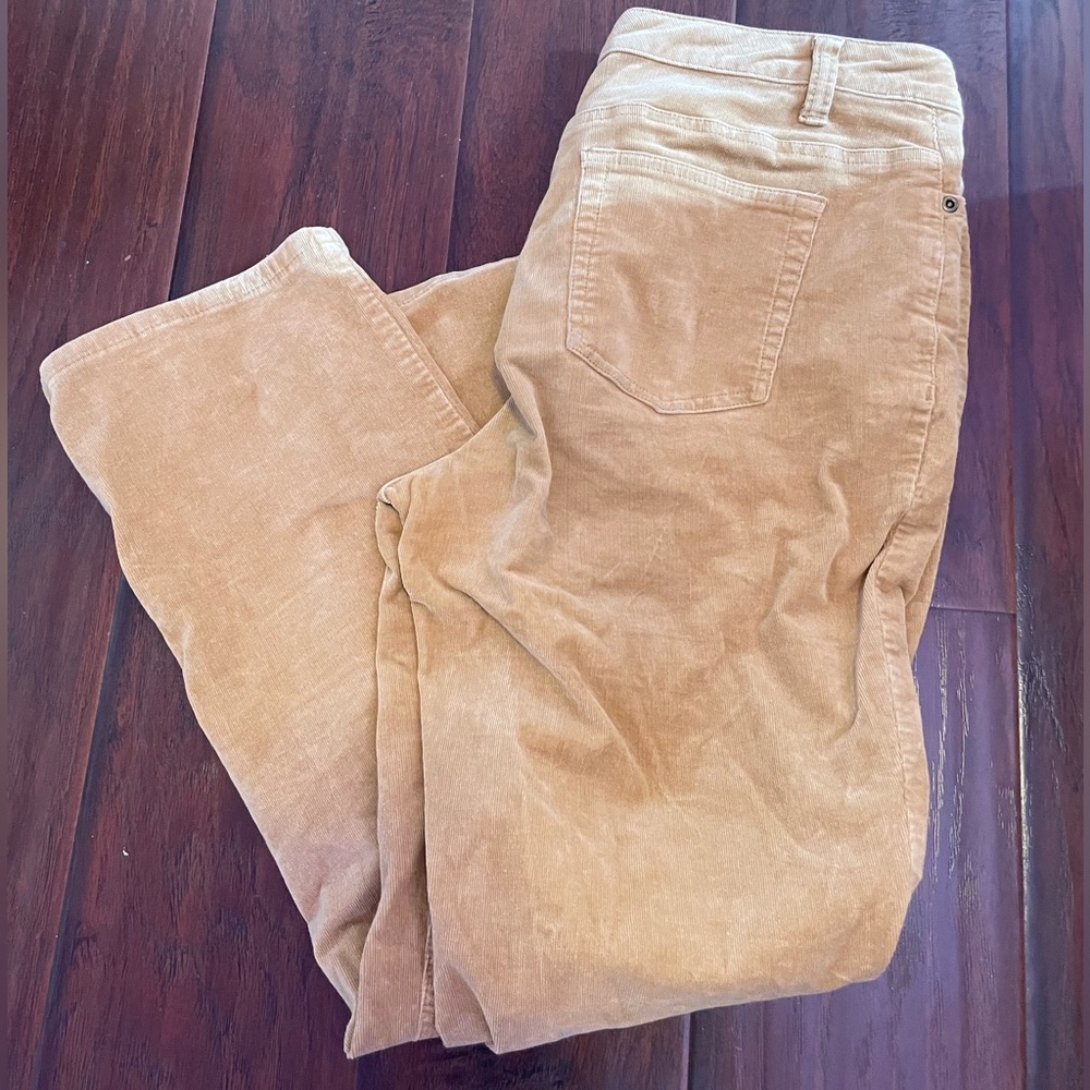 Women’s Corduroy Straight-Leg Pants - Tan